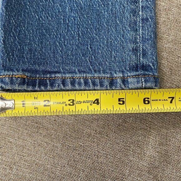 Levi's Premium 501 Cropped Denim Jeans Women's 26 Mid Rise Button Fly Blue NWT - Picture 14 of 15
